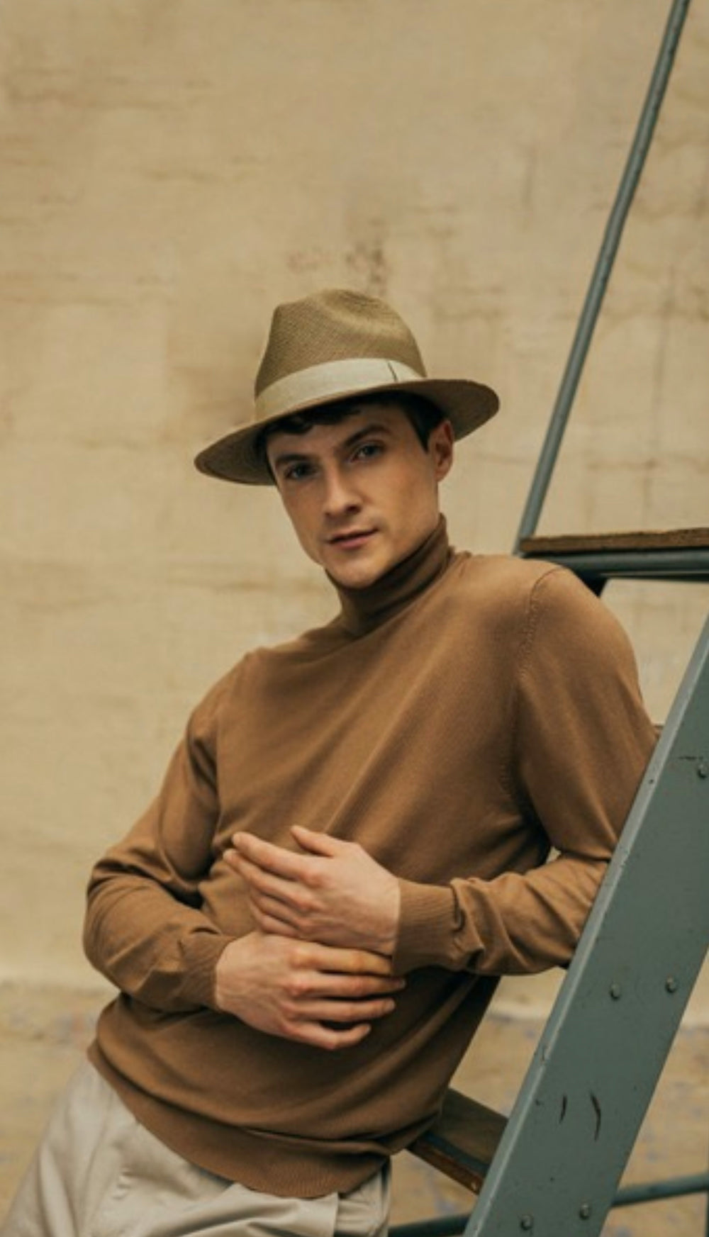 khaki