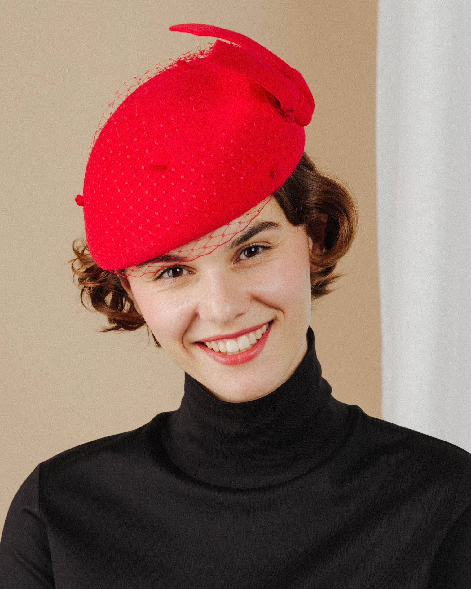 women wear red