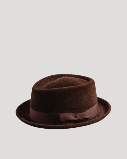 packshot brown