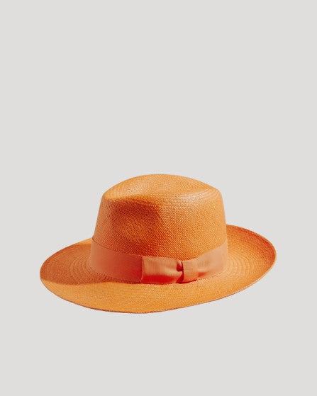 packshot orange