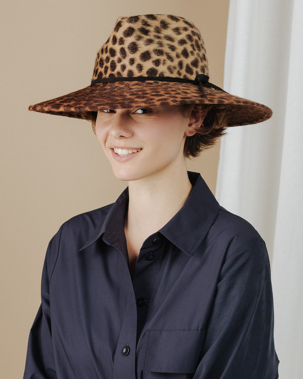 women wear leopard-print