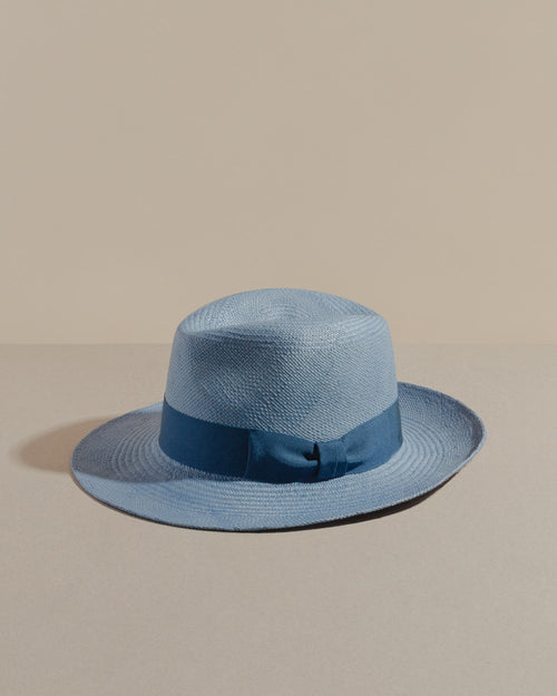 packshot blue