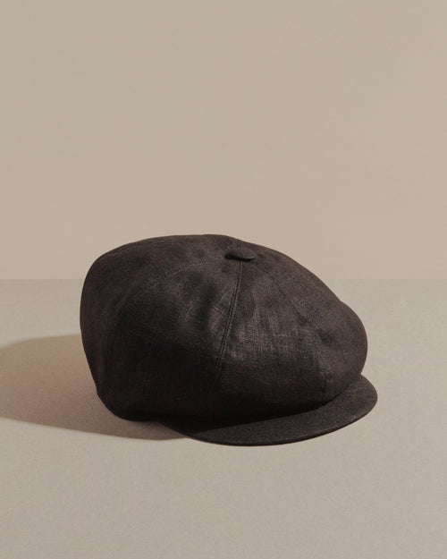 packshot black
