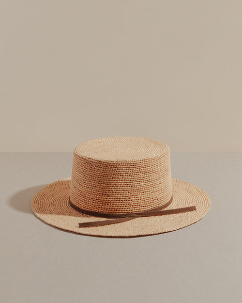 packshot beige