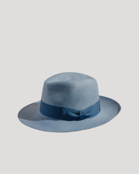 packshot blue