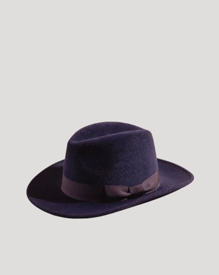 packshot navy
