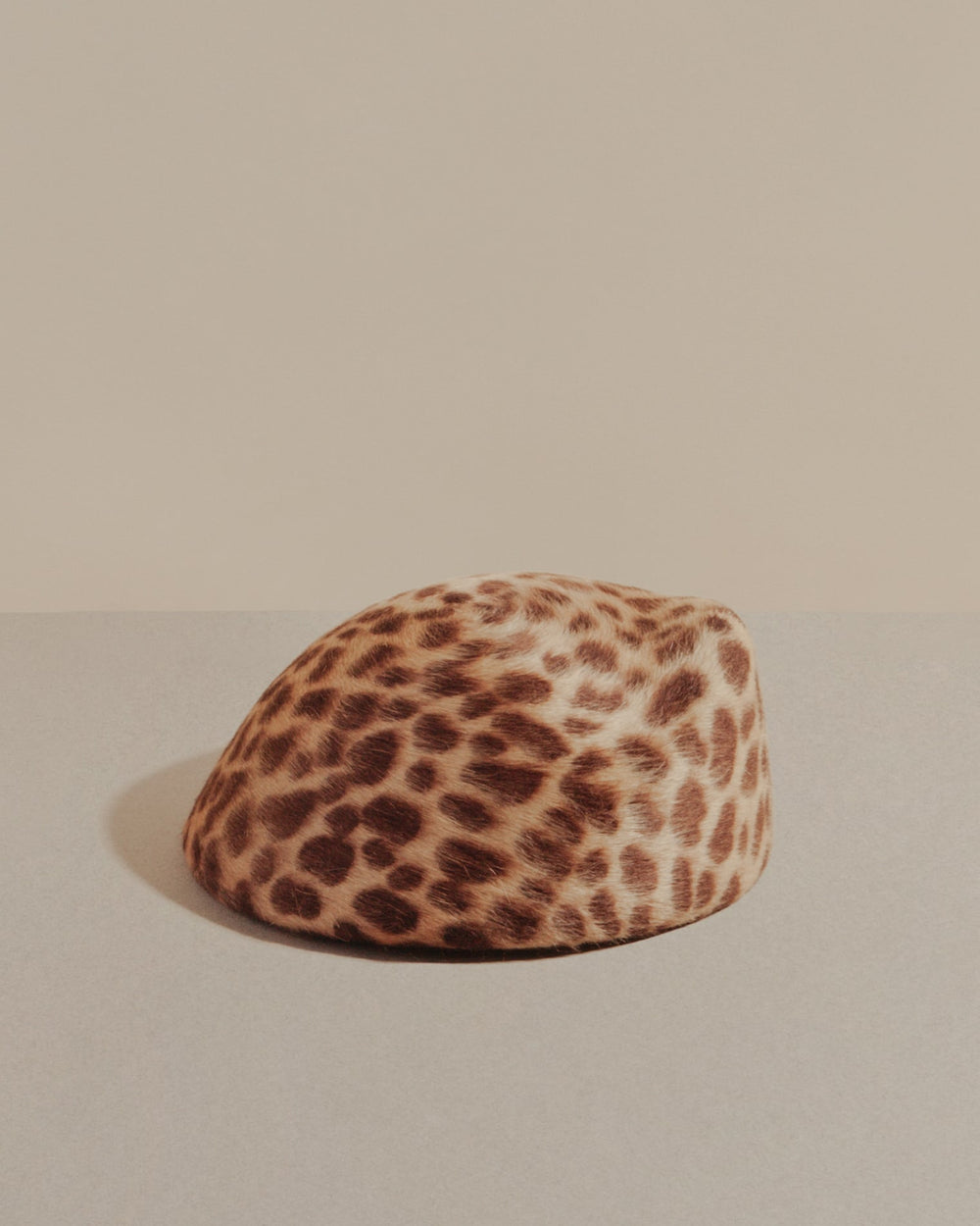 packshot leopard-print